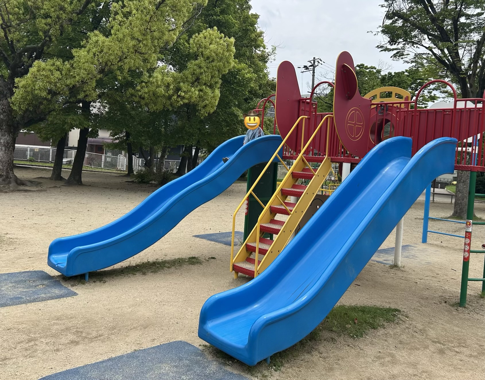 公園でキャッチボール