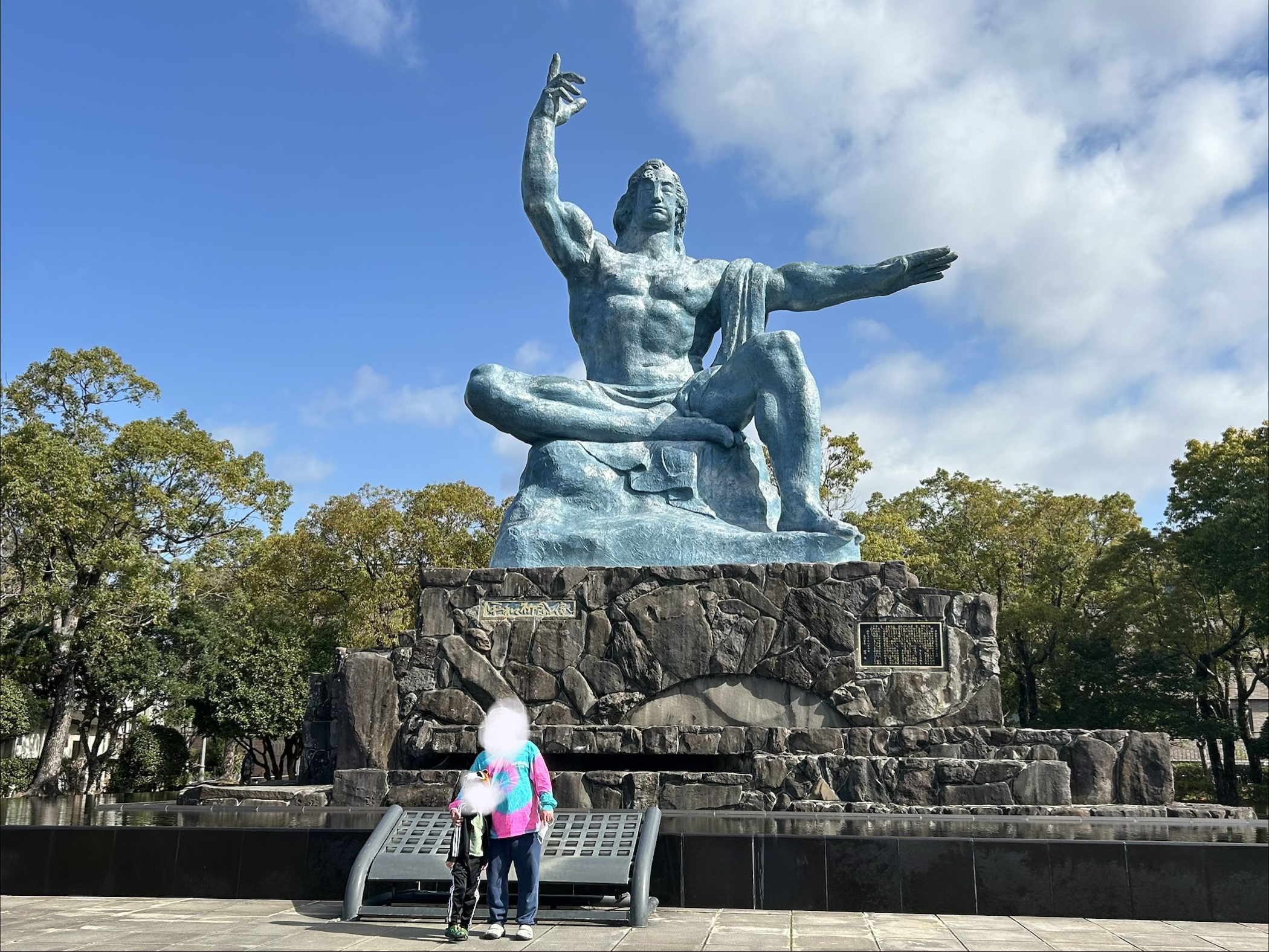 長崎平和祈念像